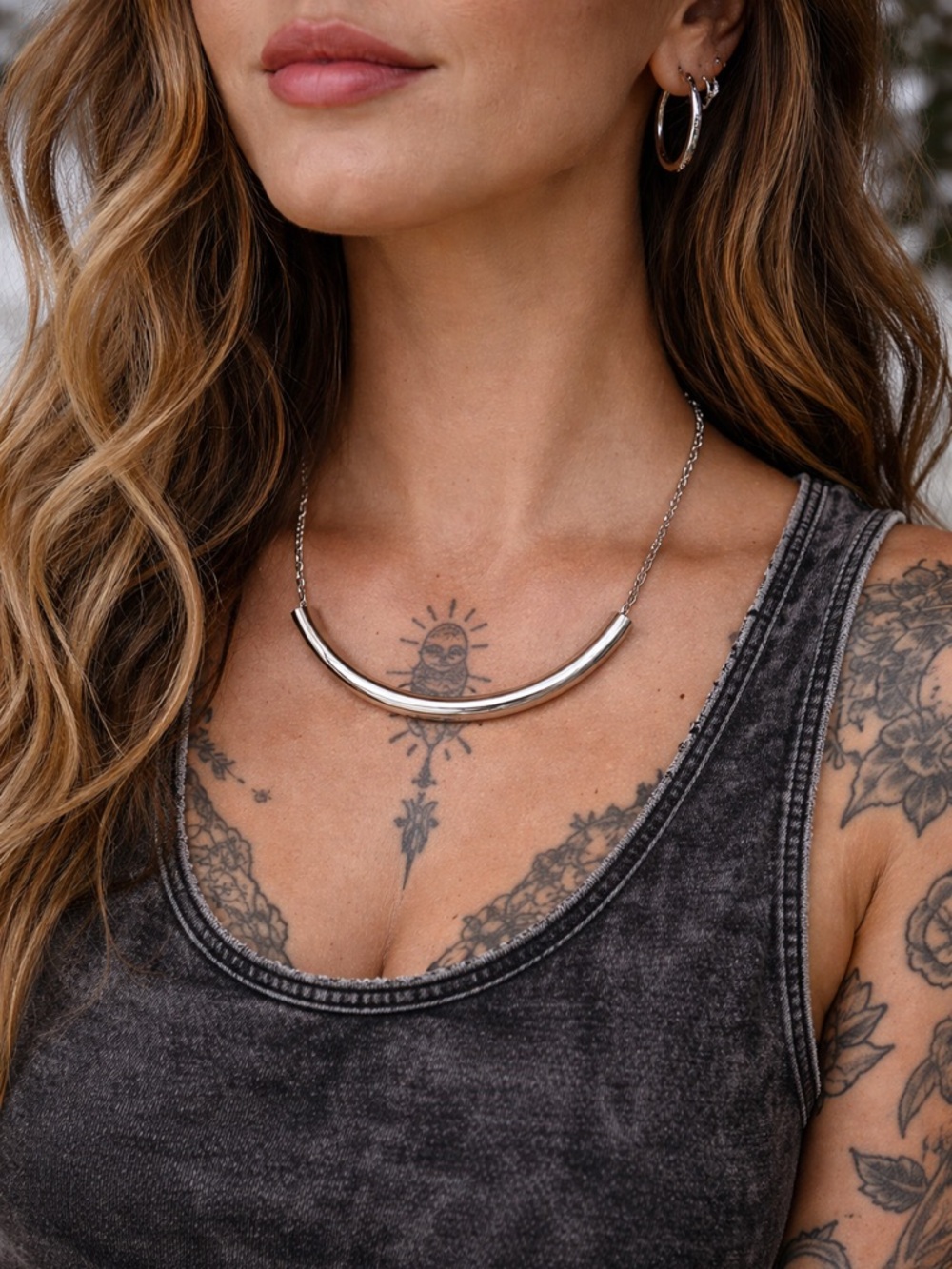 Express Silver Curved Bar Necklace